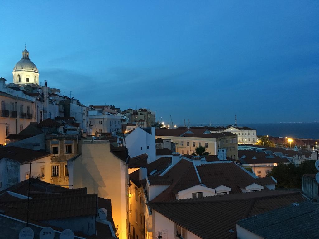 Typical River View Cosy And * Lisbon